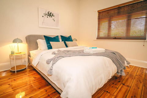 Treasure On Bagot-Free Wifi/Netflix-Close To CBD - QLD Tourism 1