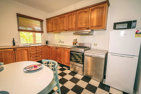 Treasure On Bagot-Free Wifi/Netflix-Close To CBD - QLD Tourism 3