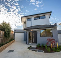 Trendy sweet home 4BedsBlackburn South - Queensland Tourism