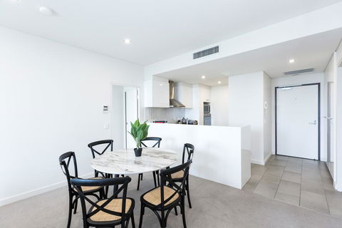 Trendy, Self Contained Inner City Apartment - Queensland Tourism 2