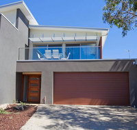 Troon Townhouse 2-17 - Queensland Tourism