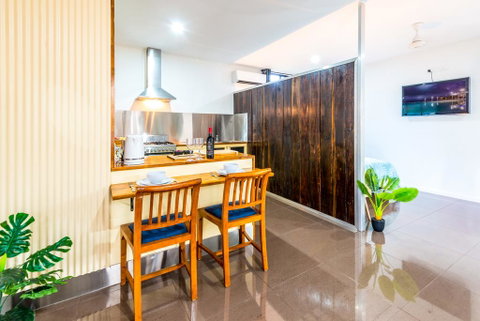 Tropic Studio, A Unique Hidden Gem! - QLD Tourism 3
