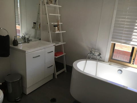 Tropical Farm Stay - Queensland Tourism 1