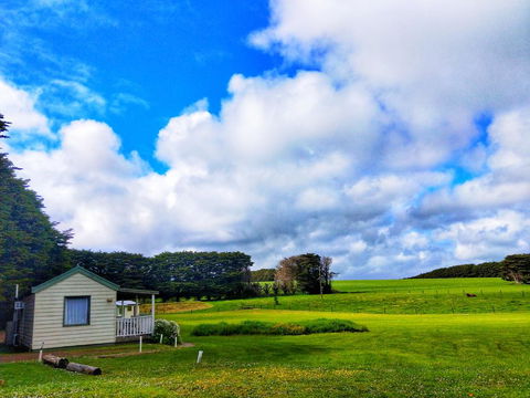 Twelve Apostles Motel & Country Retreat - Queensland Tourism 0