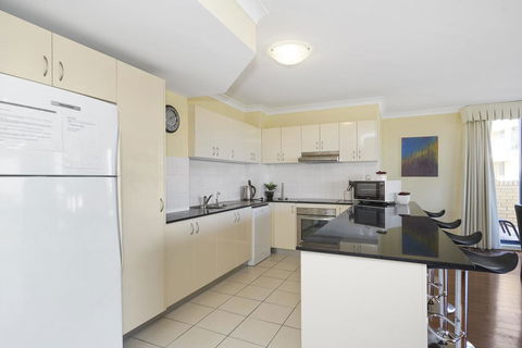 Twin Shores, Unit 113 - QLD Tourism 2