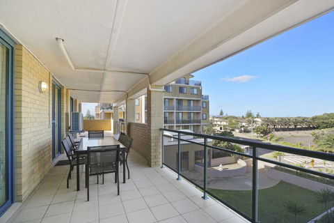 Twin Shores, Unit 113 - QLD Tourism 3