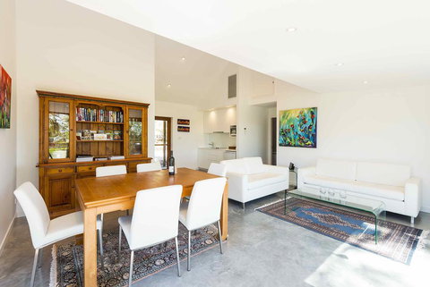 Two Doors - QLD Tourism 3