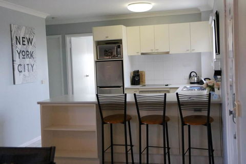 Unit 9 Bellevue - Queensland Tourism 2