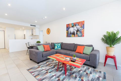 Urban Jungle! Executive Apartment In Heart Of CBD - Queensland Tourism 0