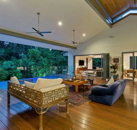 Veldree Palm Cove Rainforest ViewsPrivacyClose to the Beach and Restaurants - QLD Tourism