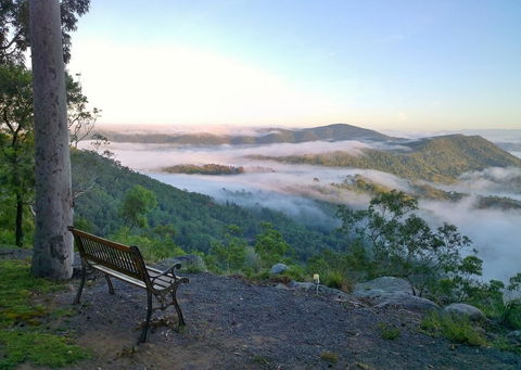 Valley View Luxury Retreat - Queensland Tourism 3