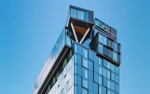 Vibe Hotel Melbourne - Queensland Tourism 0