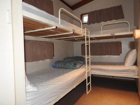 Victoria Lake Holiday Park - QLD Tourism 2