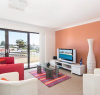 Villa Capri 3 Just a Hop Skip and Jump to Bowling Club