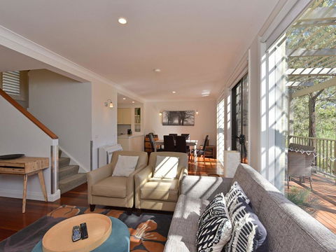 Villa Executive 2br Quattro Resort Condo Located Within Cypress Lakes Resort (nothing Is More Central) - Queensland Tourism 0