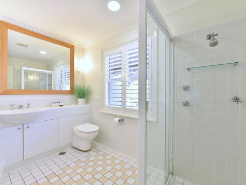 Villa Executive 2br Quattro Resort Condo Located Within Cypress Lakes Resort (nothing Is More Central) - Queensland Tourism 3