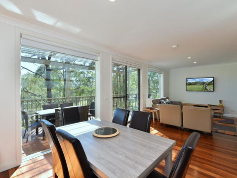 Villa Executive 2br Quattro Resort Condo Located Within Cypress Lakes Resort (nothing Is More Central) - Queensland Tourism 2