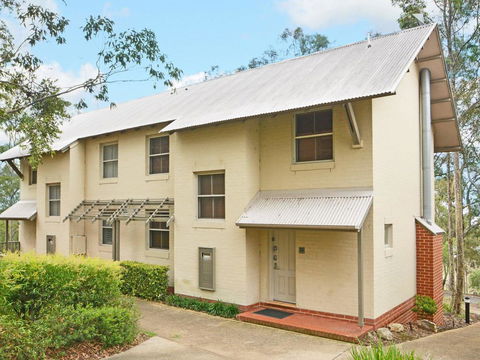 Villa Executive 2br Rose Resort Condo Located Within Cypress Lakes Resort (nothing Is More Central) - Queensland Tourism 0