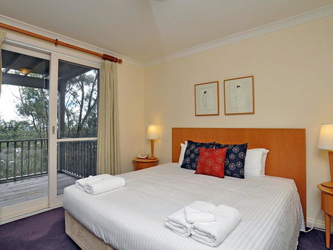 Villa Spa Executive 1br Pinot Resort Condo Located Within Cypress Lakes Resort (nothing Is More Central) - Queensland Tourism 2