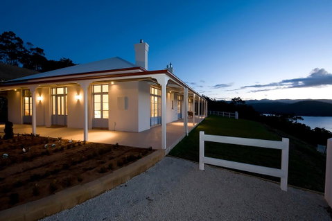 Villa Talia Tasmania - QLD Tourism 2