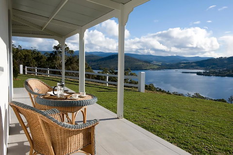 Villa Talia Tasmania - QLD Tourism 3