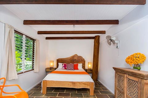 Villa Zena - Queensland Tourism 1