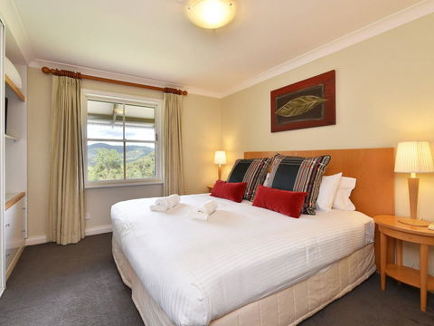Villas Venticuatro (Sleeps 24) Resort Condos Located Within Cypress Lakes Resort (nothing Is More Central) - QLD Tourism 3