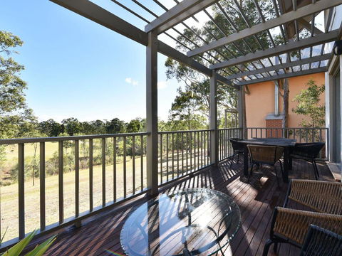 Villas Venticuatro (Sleeps 24) Resort Condos Located Within Cypress Lakes Resort (nothing Is More Central) - QLD Tourism 2