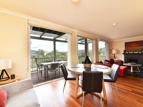 Villas Venticuatro (Sleeps 24) Resort Condos Located Within Cypress Lakes Resort (nothing Is More Central) - QLD Tourism 1