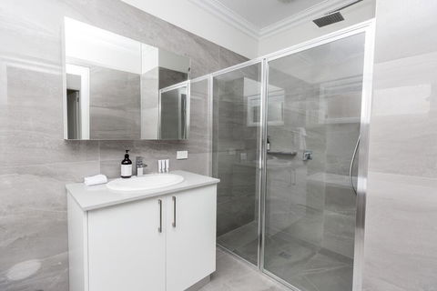 Wagga Apartments #3 - Queensland Tourism 3