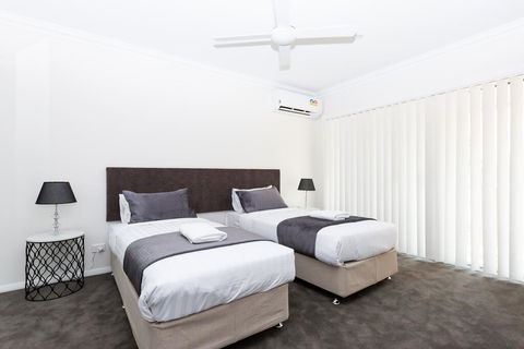 Wagga Apartments #4 - Queensland Tourism 2