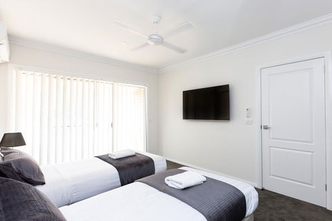 Wagga Apartments #4 - Queensland Tourism 3