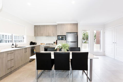 Wagga Apartments #5 - Queensland Tourism 2