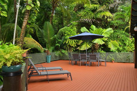 Wait A While Daintree - Queensland Tourism 2