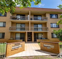 Walk to Surf Beach Club and Shops - Sands Court Boyd St Woorim