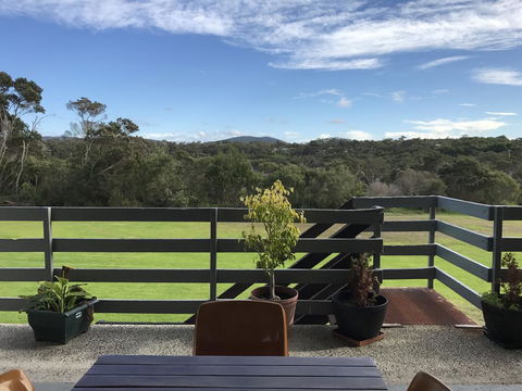 Walpole Hotel Motel - Queensland Tourism 3