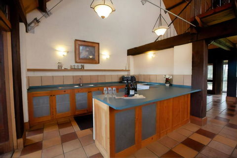 Wandin Valley Estate - Queensland Tourism 1