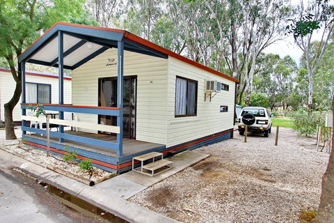 Wangaratta Caravan Park - QLD Tourism 3