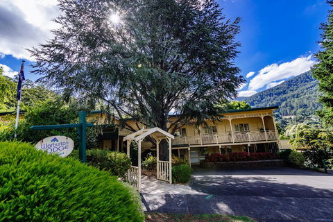Warburton Lodge - QLD Tourism 0