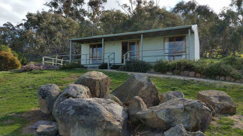 Warby Cottage - QLD Tourism 0