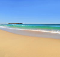 Warilla Sands - Queensland Tourism