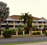 Waterfront Terraces - QLD Tourism
