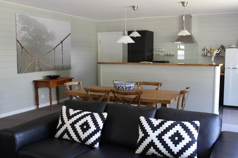 Amelina Cottages - Queensland Tourism 20