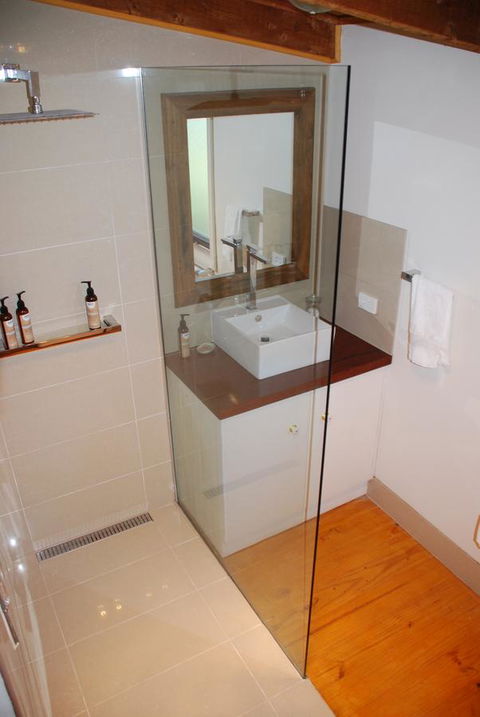 Bluegum Ridge Cottages - Queensland Tourism 17
