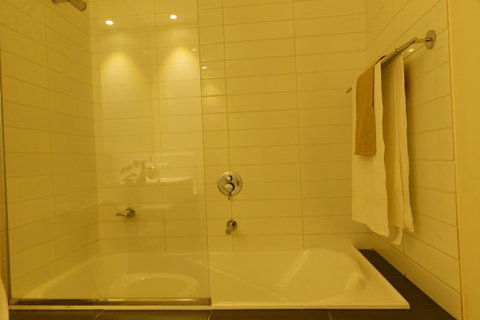 Primrose Apartment Glen Waverley - QLD Tourism 8