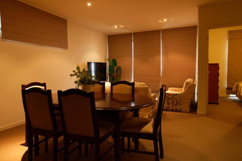 Primrose Apartment Glen Waverley - QLD Tourism 16