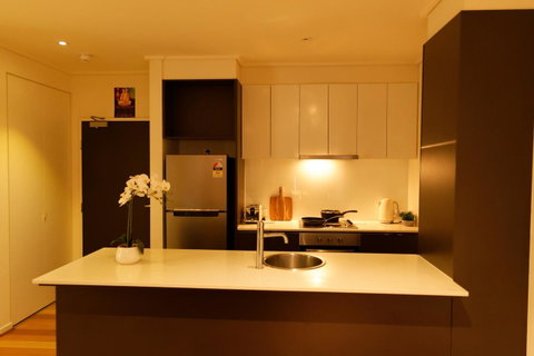 Primrose Apartment Glen Waverley - QLD Tourism 12