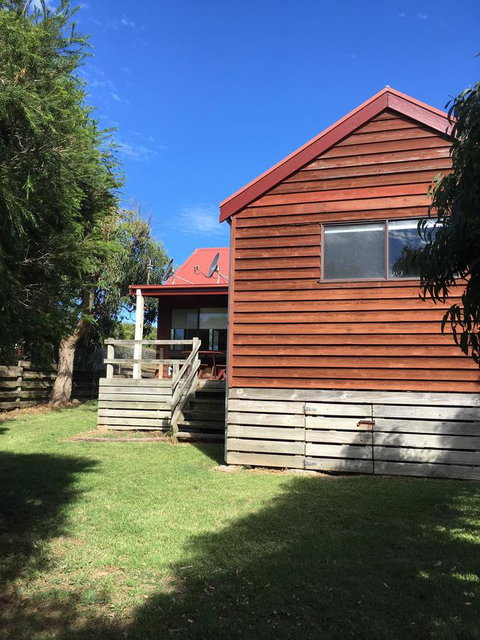 Red Ceder Cottage - Great Ocean Road - Port Campbell - QLD Tourism 27