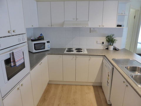 Lifestyle Apartments At Ferntree - Queensland Tourism 16