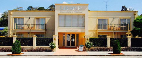 Lifestyle Apartments At Ferntree - Queensland Tourism 0